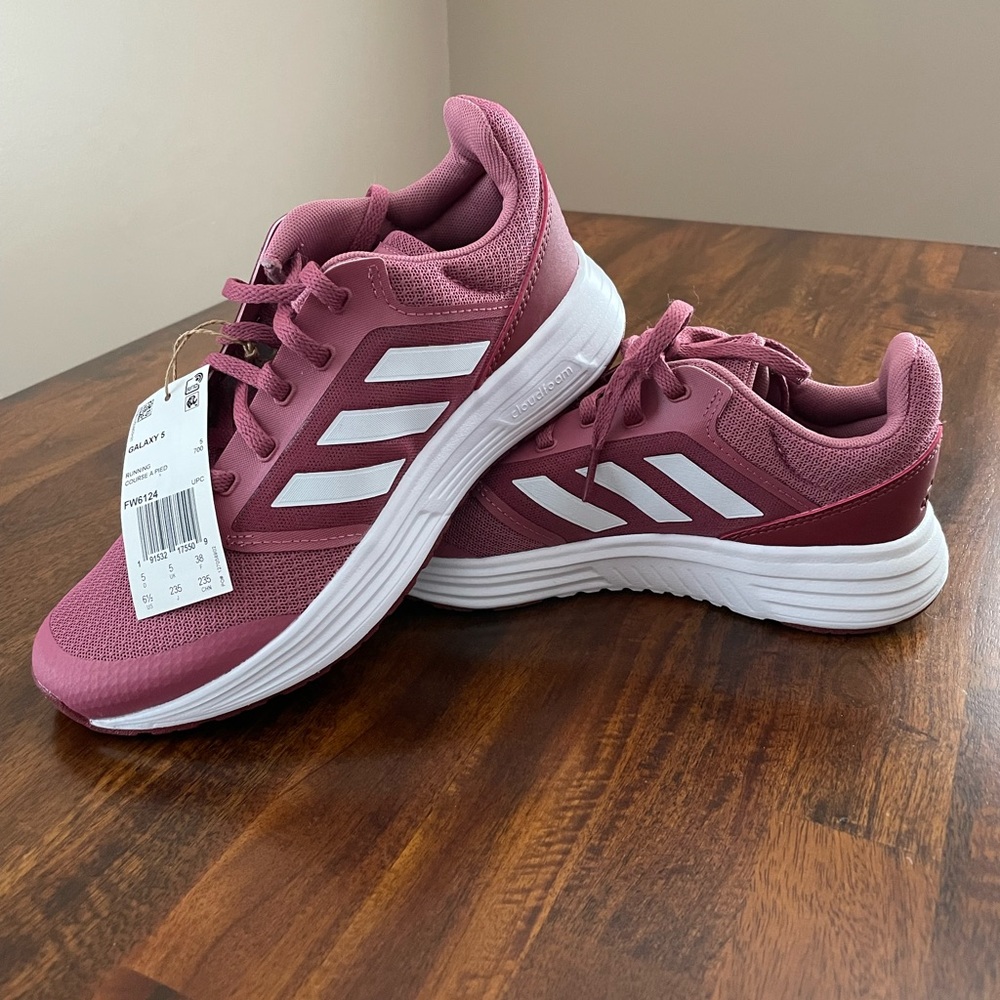 NWT - Women’s Adidas Galaxy 5 Running Shoes - Maroon/White 6.5